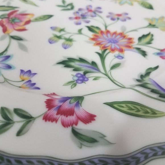 Andrea by Sadek Buckingham Cake Plate 11 Inch - Picture 6 of 6